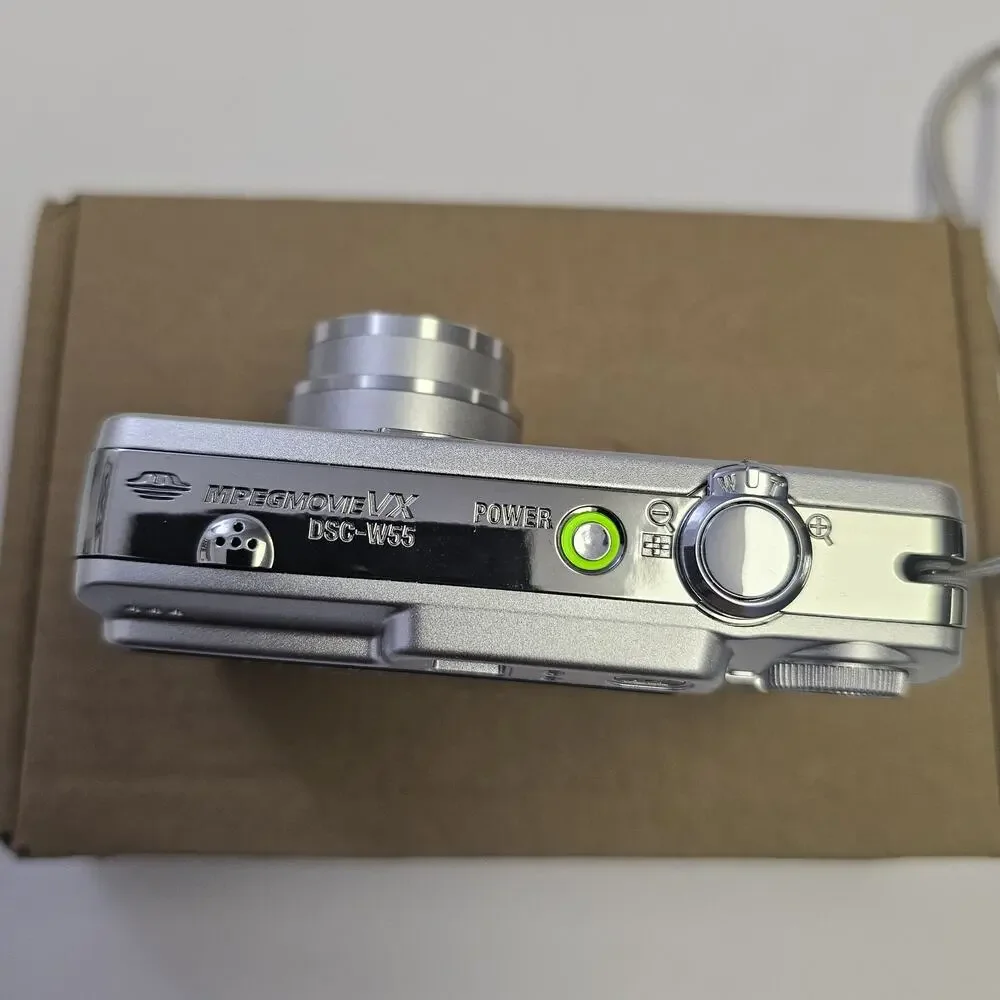 Vintage Sony Cybershot DSC-W55 7.2MP Digital Camera - Silver (0057) Cyber-shot